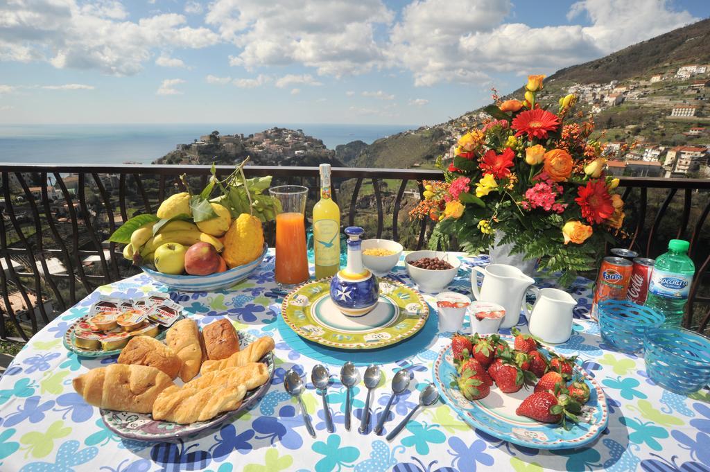 Colpo Dali Amazing View In Ravello Villa Room photo